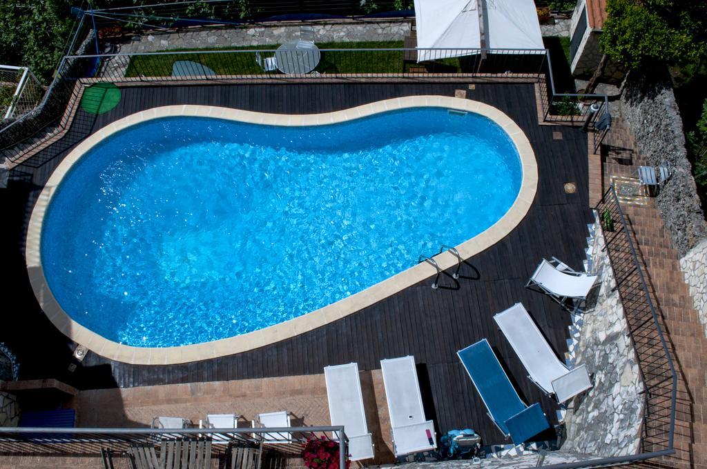 Residence Zelzar Vietri Стая снимка